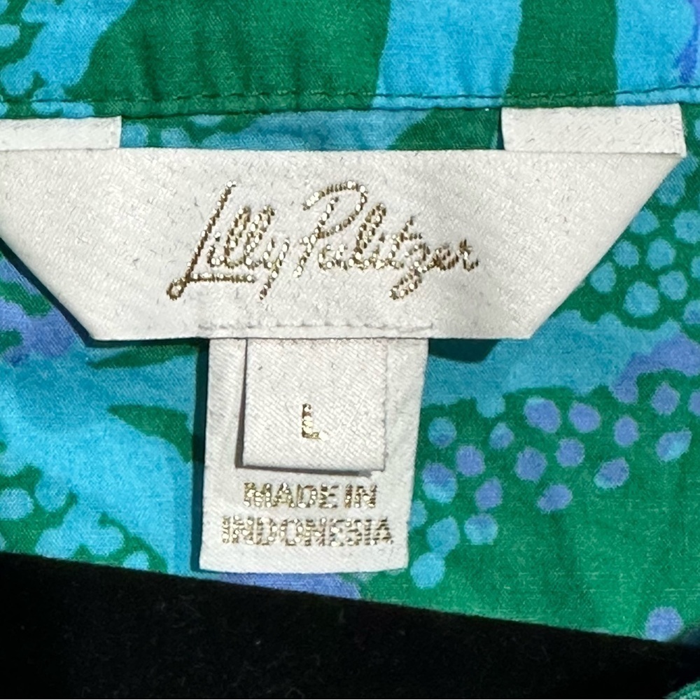 Lilly Pulitzer Coulter Top It’s a Jungle Green Blue Print Size L - EUC - Picture 3 of 4